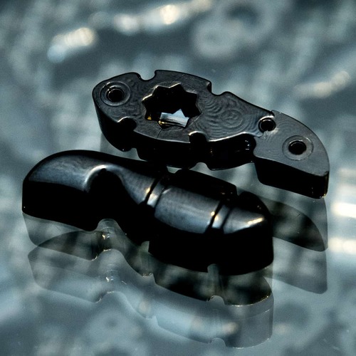 Tuner Fish Lug Locks Black - 8 Pack